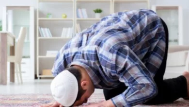 Namaz Esnasında Yaşlı Olan Annem Bana Seslendiğinde Namazı Bozmam Gerekir Mi?